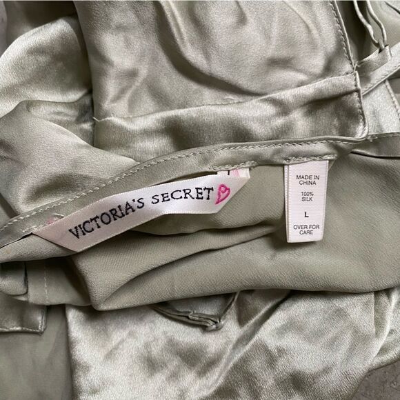 Victoria’s Secret Silk Cami - Picture 3 of 3